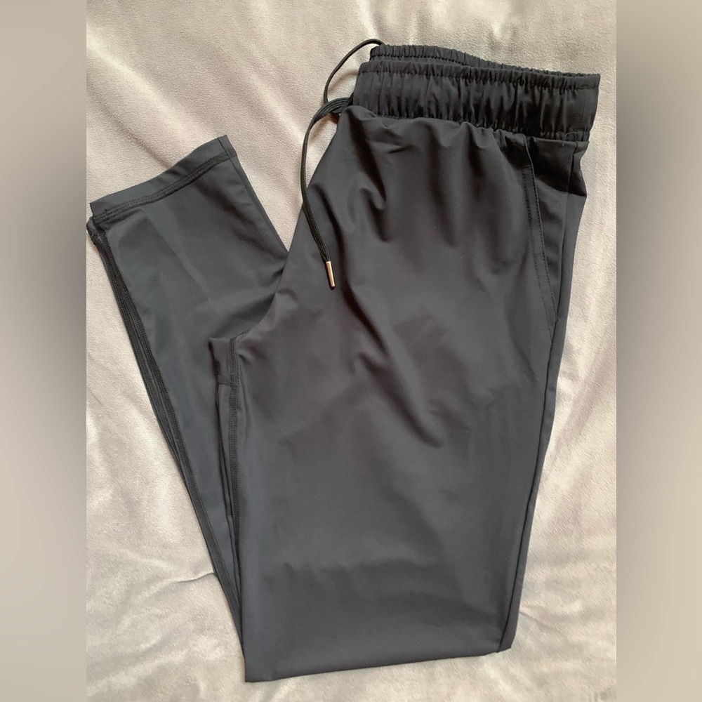 Black Everywhere Pant